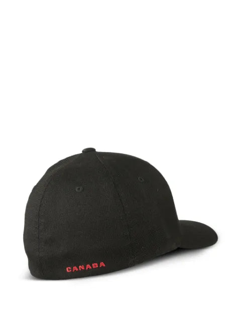 Oakley Tincan baseball cap with Flagge