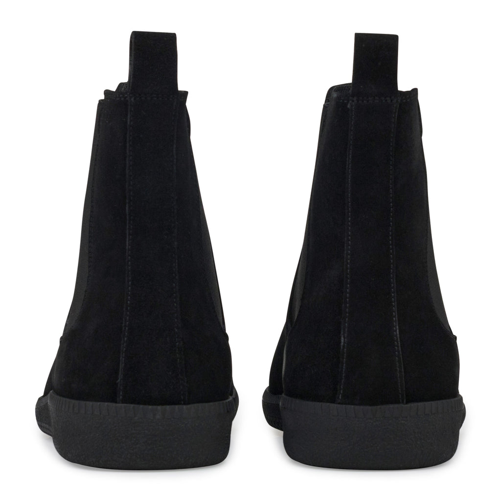 Black Chelsea Boots