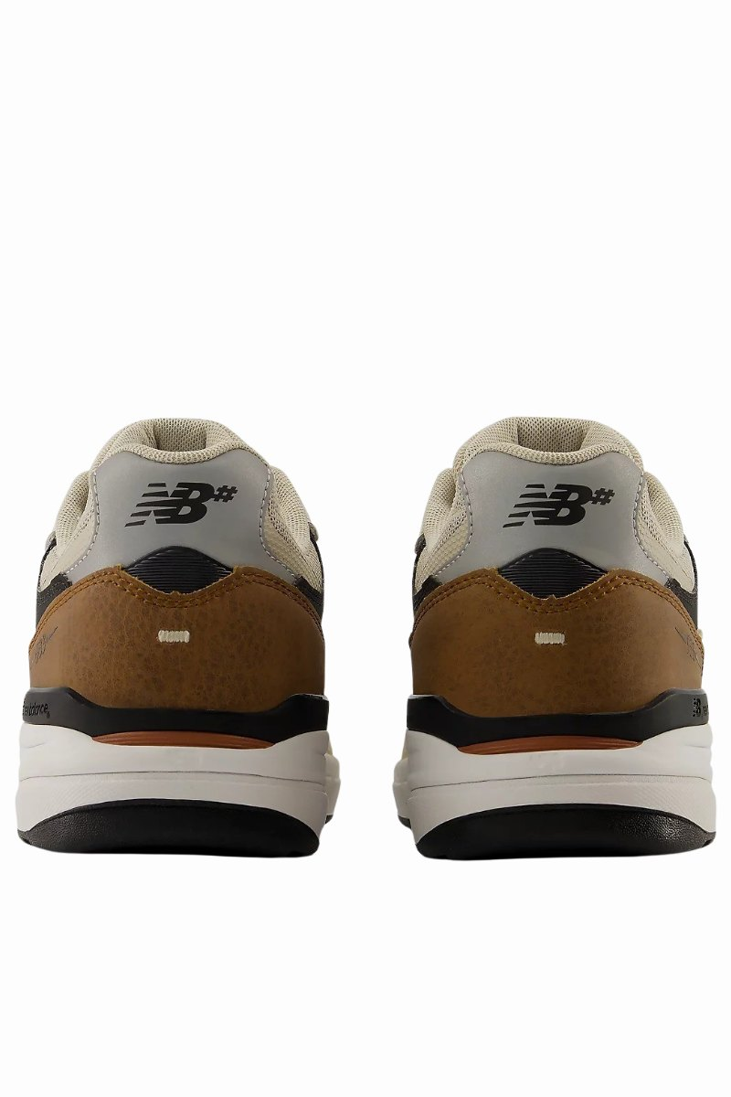 NEW BALANCE NUMERIC UN933ONE