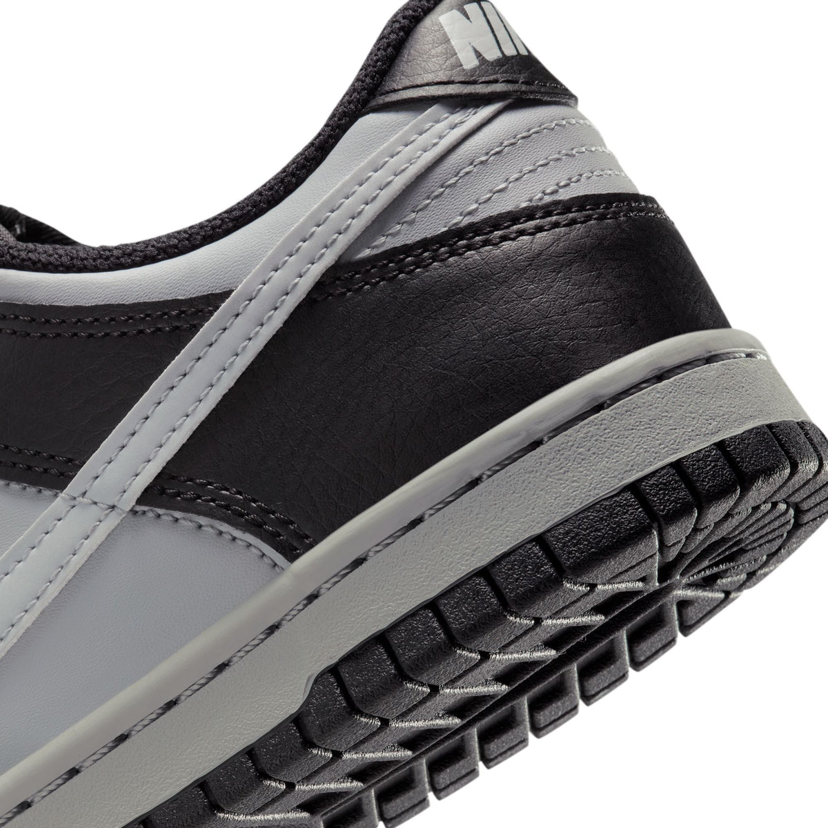 Nike Dunk Low (GS) - HQ3810-001