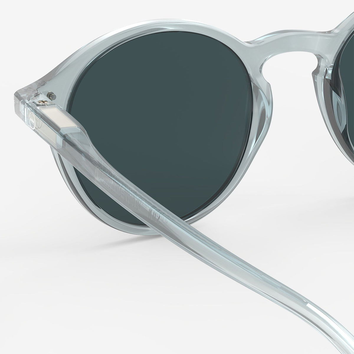 Izipizi Sun Glasses #D: Frozen Blue