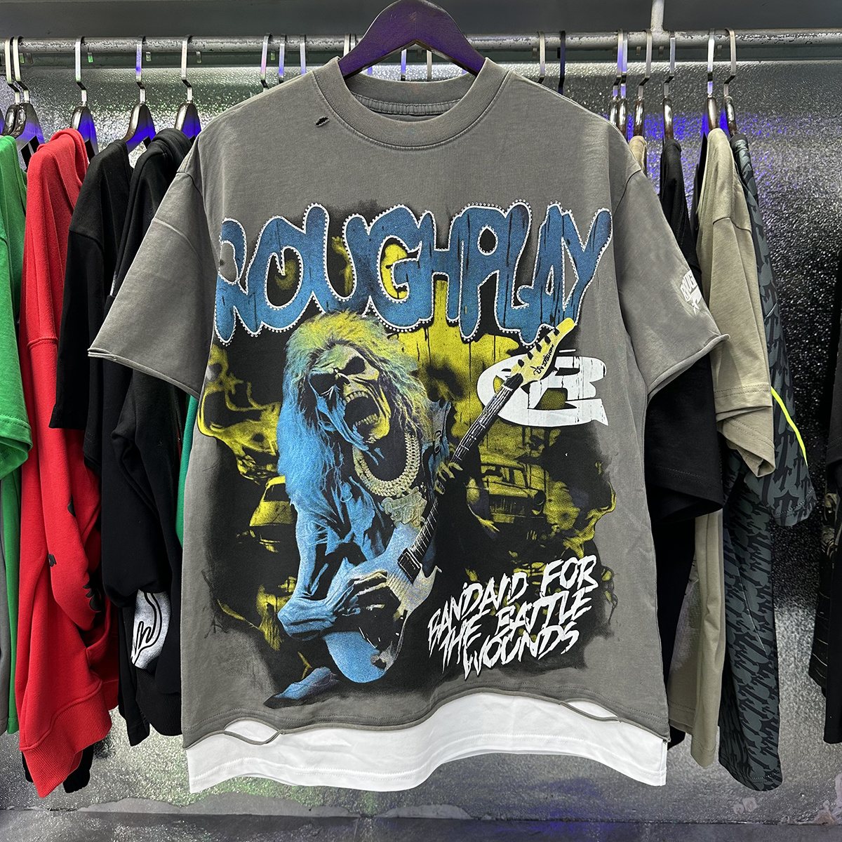 Rough Play Rock Skull Rhinestone Graphic Short-Sleeve T-Shirt