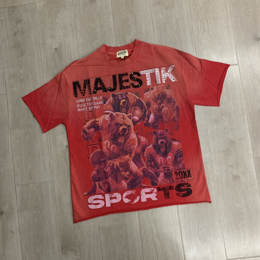 MAJESTIK Red Bear Football Graphic T-Shirt