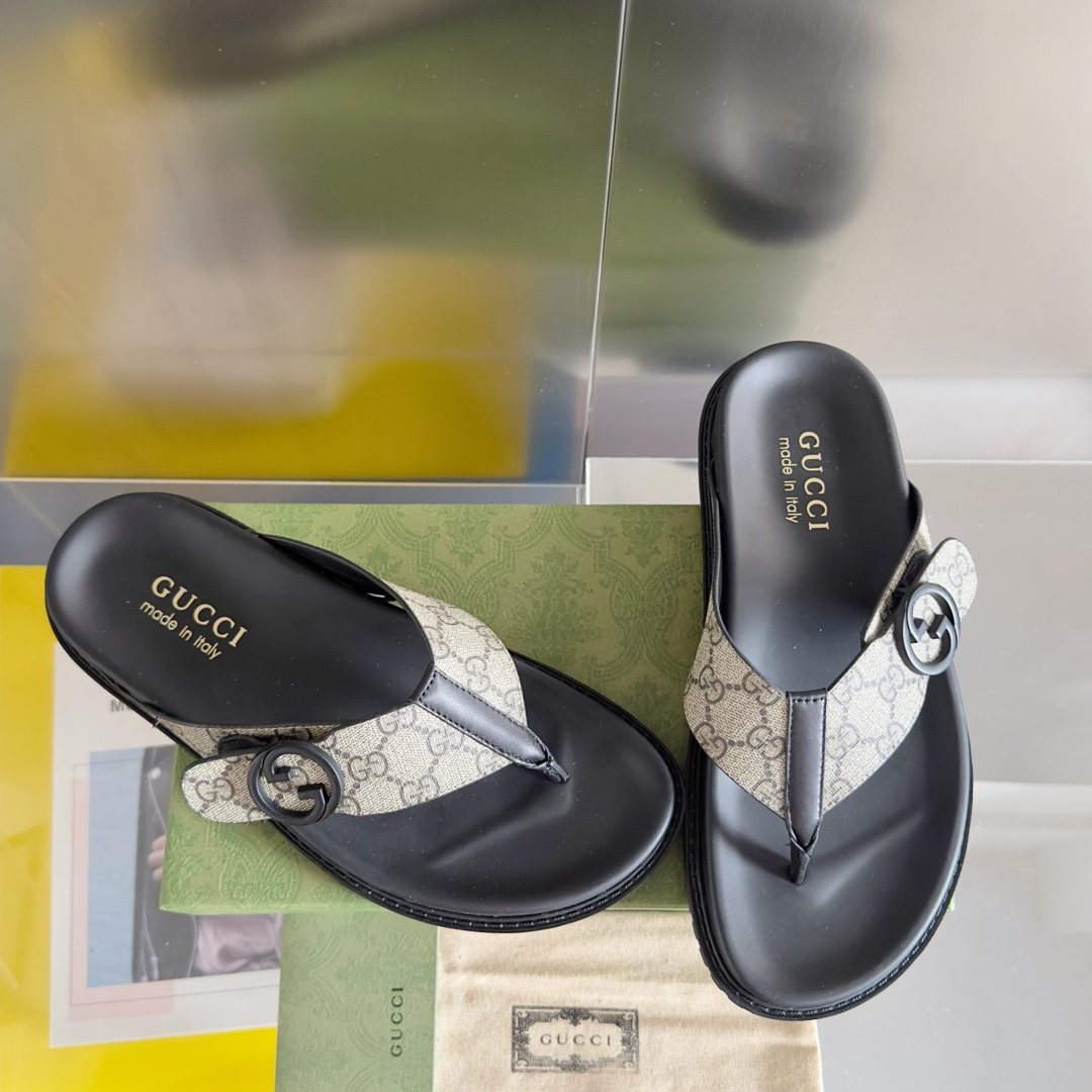 Gucci Monogram Thong Sandals - Black and Beige Monogram