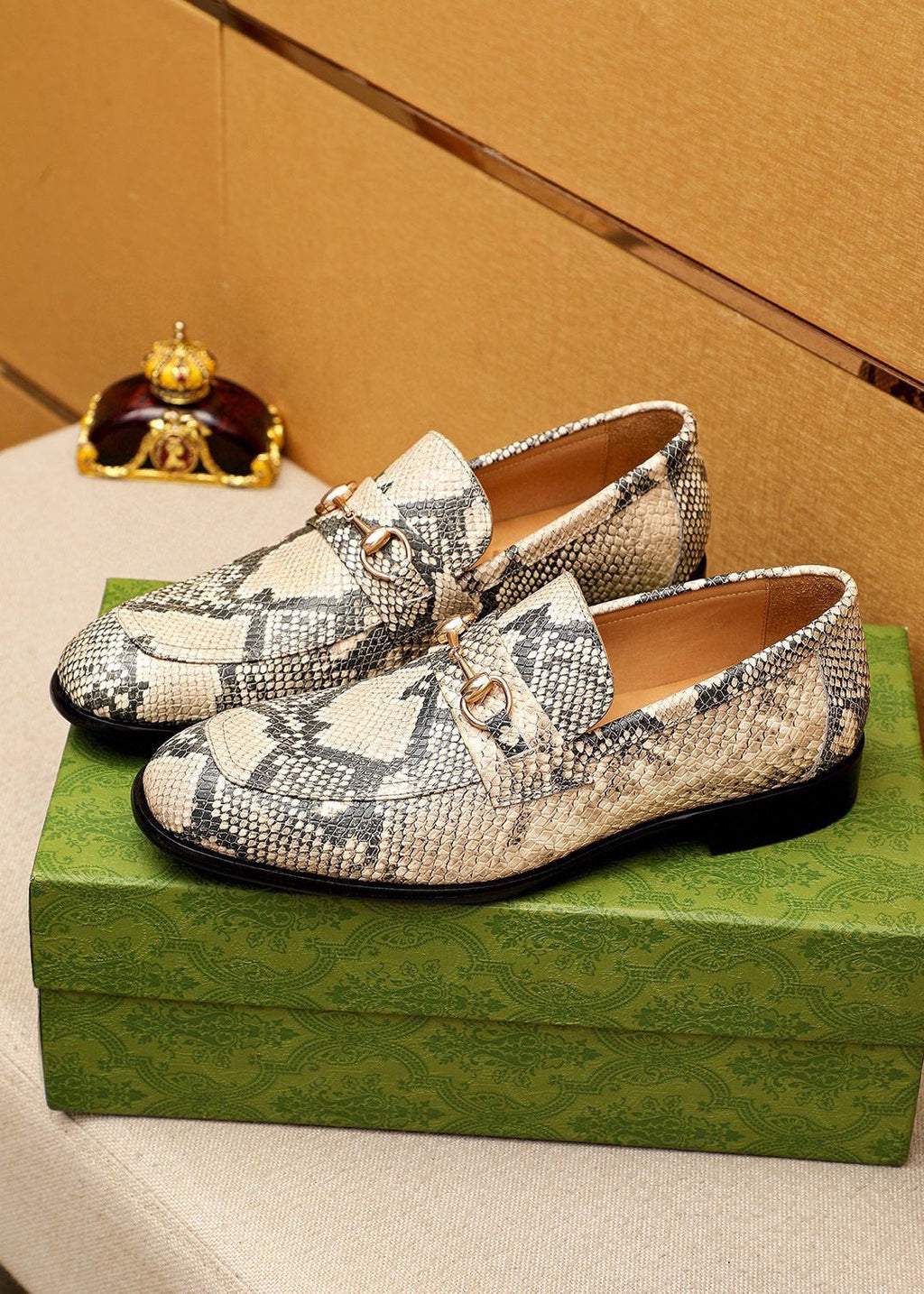 Gucci Snakeskin-Pattern Loafers - Beige and Gray Snakeskin