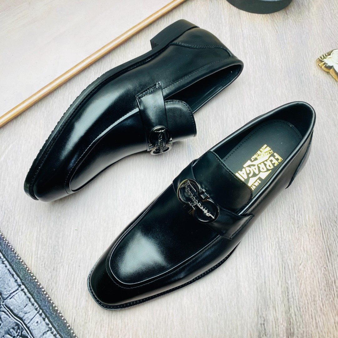 Ferragamo Black Metal-Accent Loafers