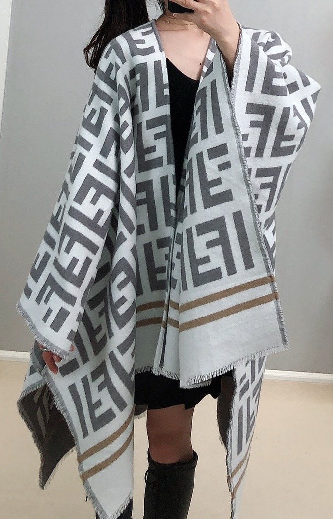 Fendi Geometric Trim Shawl