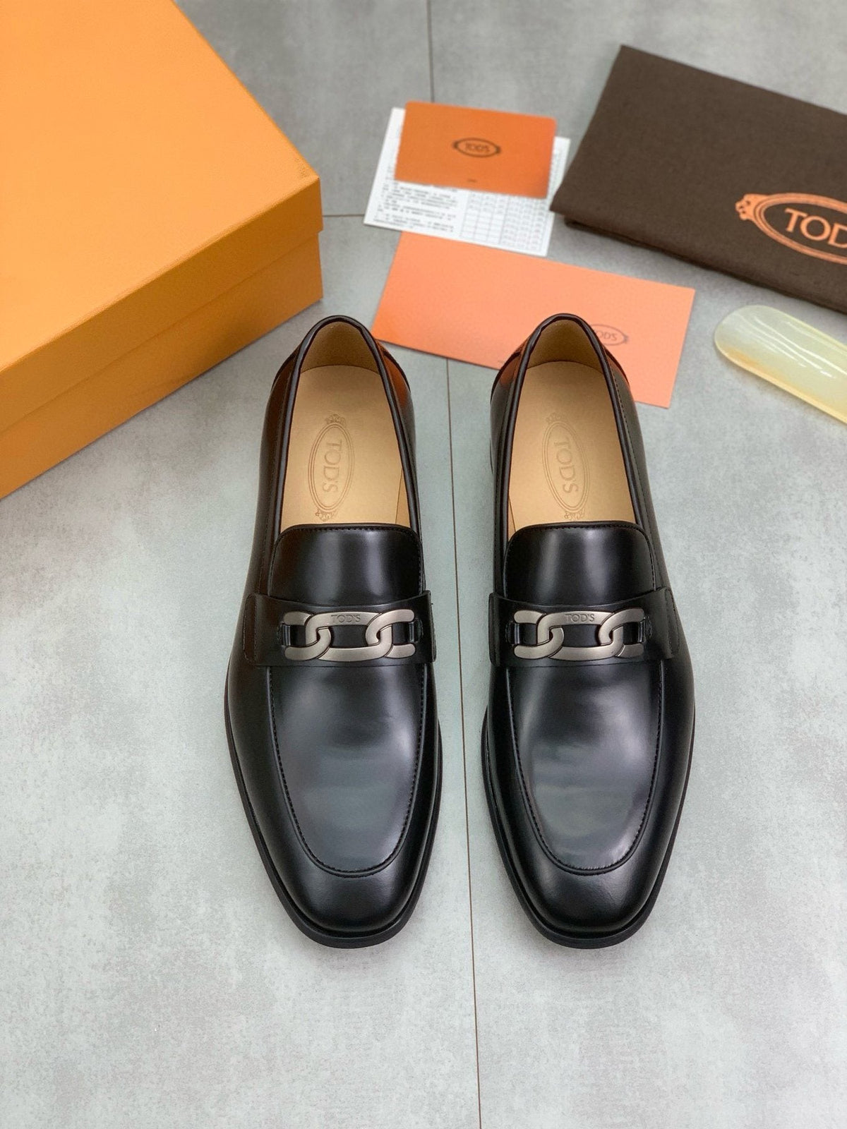 TOD'S Men's Black Metal-Accent Loafers
