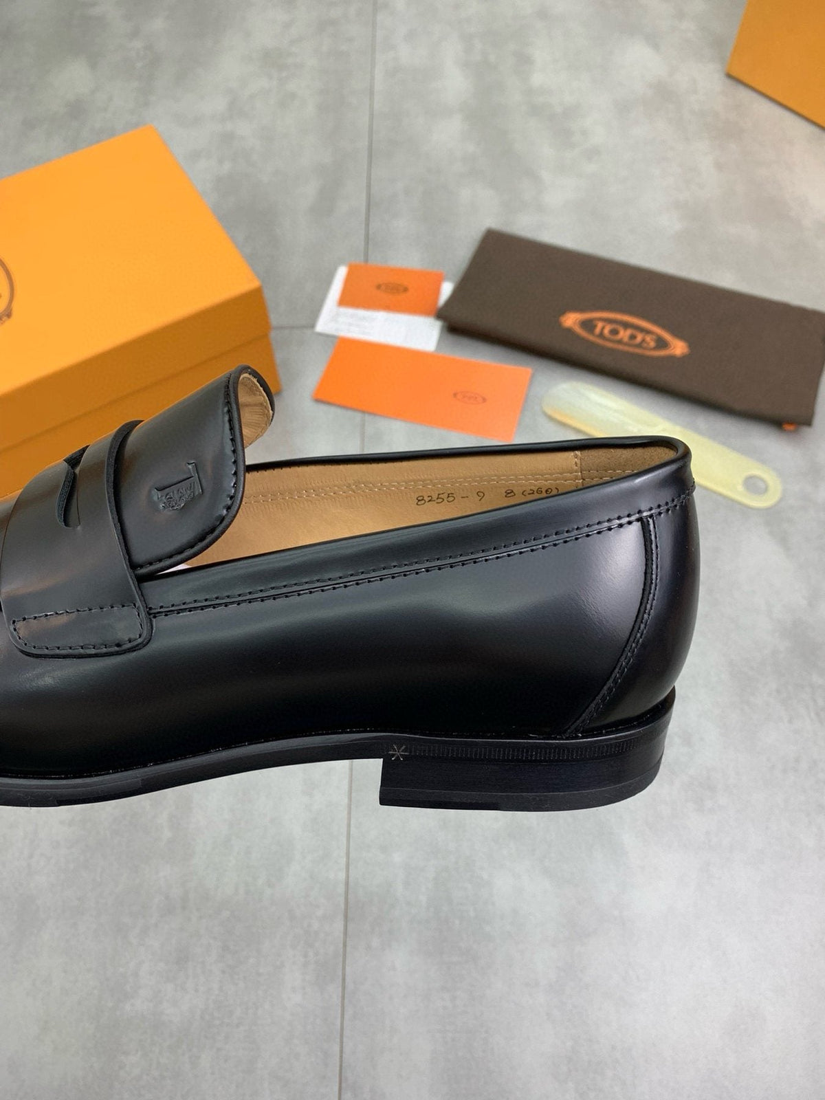 TOD'S Men's Black Penny Loafers