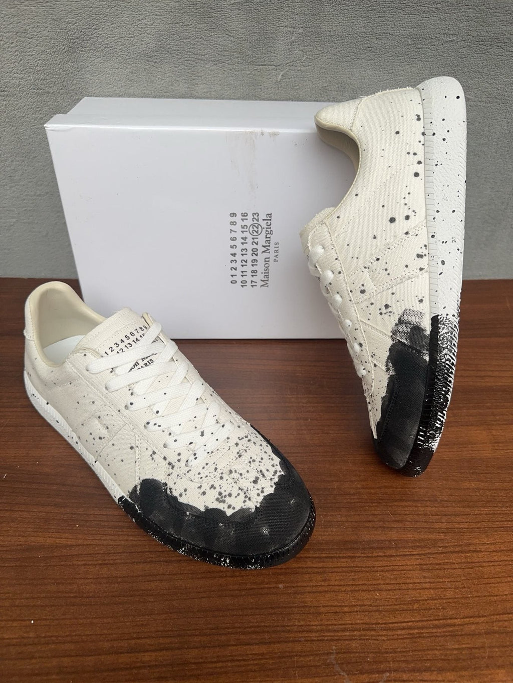 Maison Margiela Painted-Toe Low-Top Sneakers