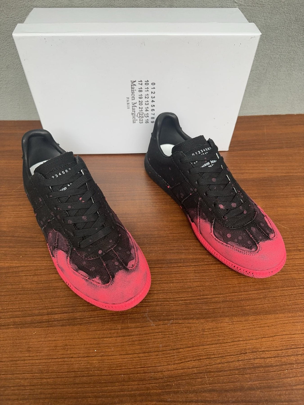 Maison Margiela Painted-Toe Low-Top Sneakers