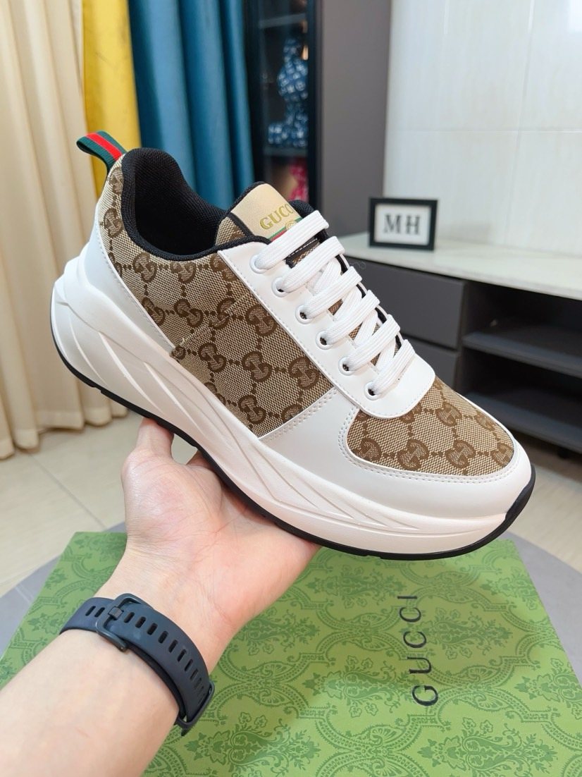 Gucci Men's Patterned Lace-Up Low-Top Sneakers