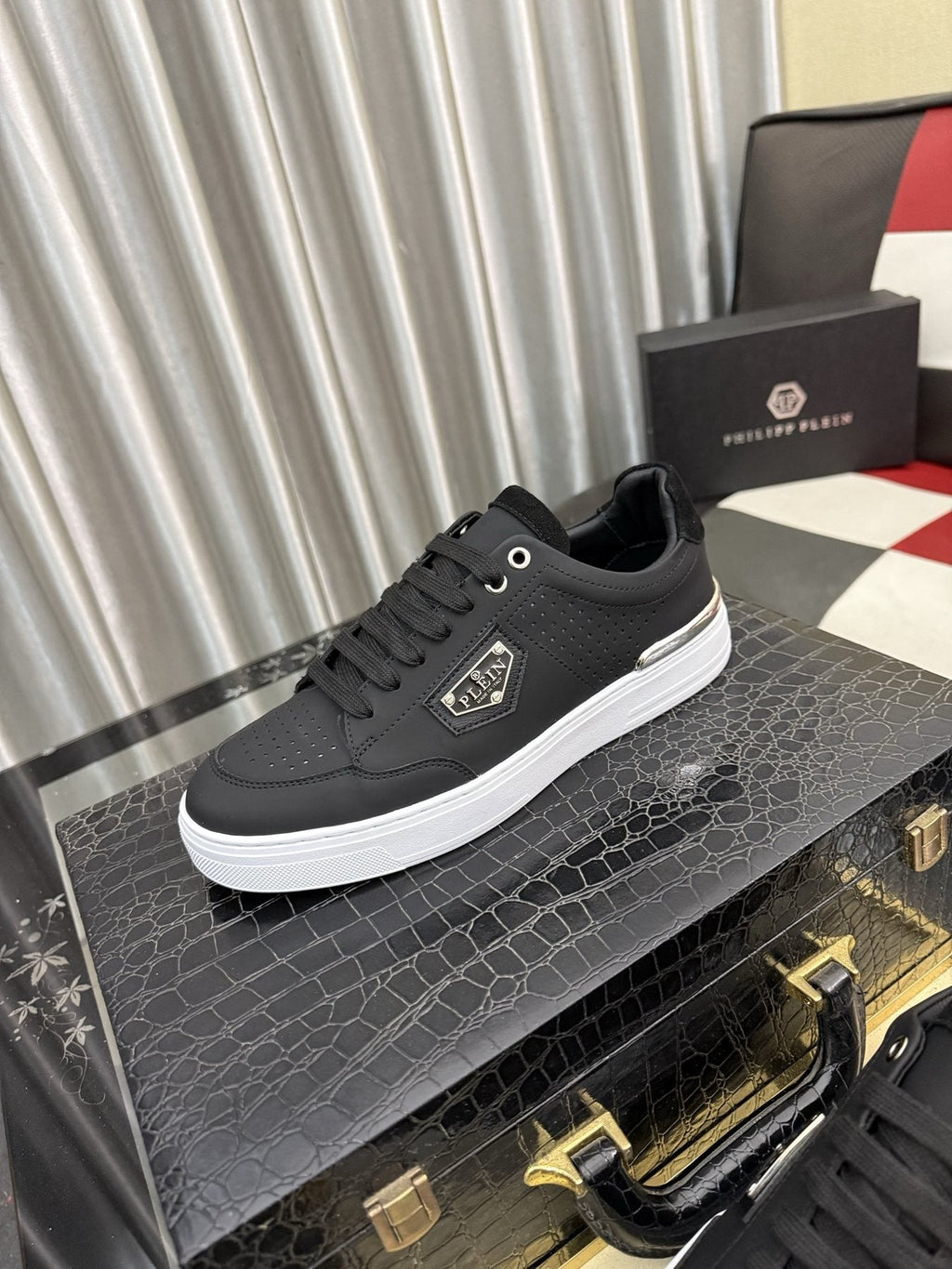 Philipp Plein Low-Top Sneakers with Side Badge