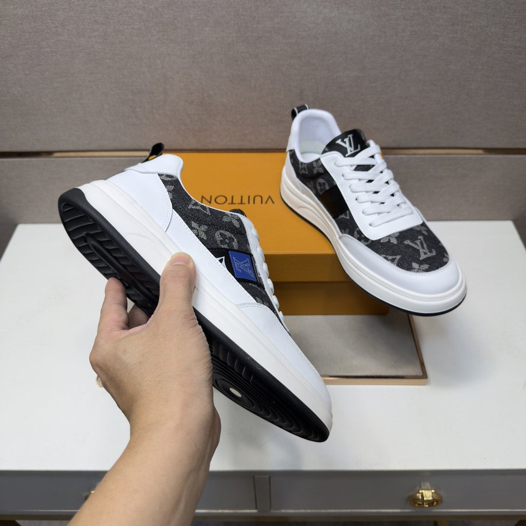 Louis Vuitton Patterned Low-Top Sneakers